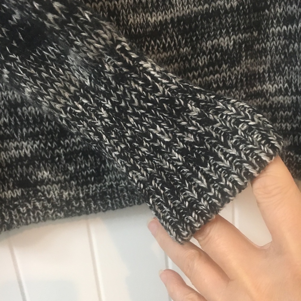 Chaps Sweater - Picture 5 of 6